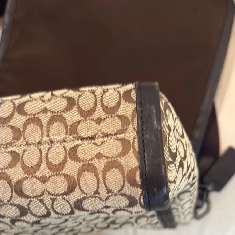Coach Brown Signature Men's Bag - Picture 7 of 9